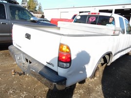 2002 Toyota Tundra SR5 White Extended Cab 4.7L AT 2WD #Z22136